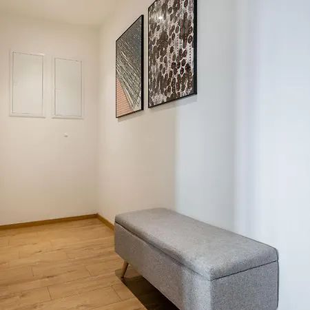 Limehome Pilgerhausstrasse 아파트 *